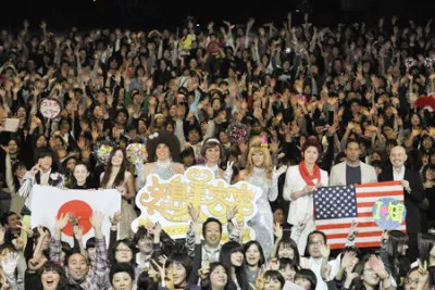 映画「矢島美容室 THE MOVIE〜夢をつかまネバダ〜」のファン感謝祭イベントに矢島美容室らが登場