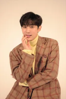 B1A4・ジニョン、アイドルと俳優両立の秘訣は「自分自身がまず楽しむこと」