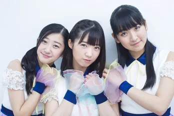 末っ子はくっつき魔!?　山岸理子、小野瑞歩、秋山眞緒が末っ子トーク！【ハロプロ誕生20周年記念連載】