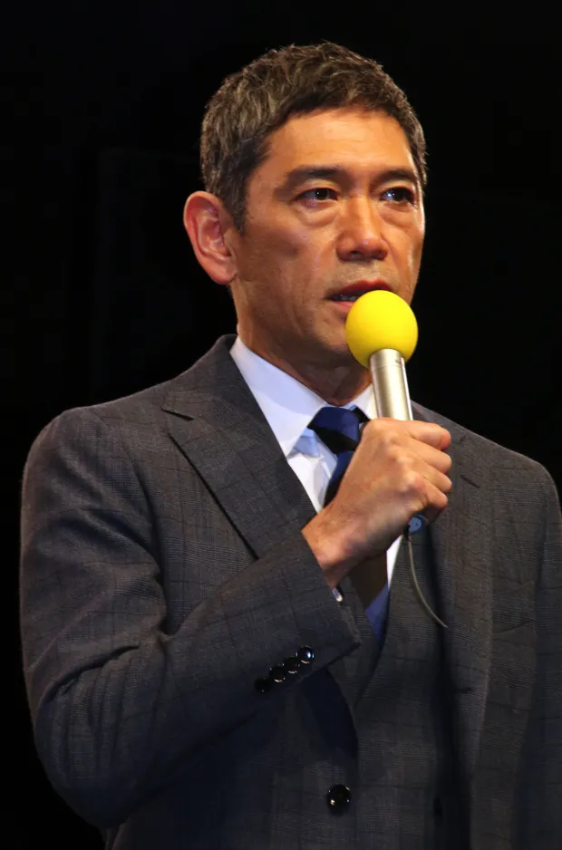 杉本哲太