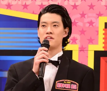 【R-1ぐらんぷり】7度目にして悲願の決勝進出！霜降り明星・粗品「冠番組ができるなら小栗旬さんに会いたいです！」