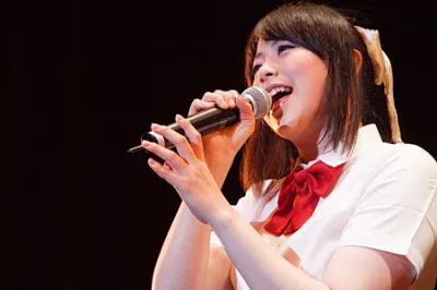 見月そはら役の美名らメーンキャスト陣がライブを行った