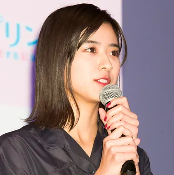 黒島結菜、父親からの手紙に涙…親友・中条あやみももらい泣き