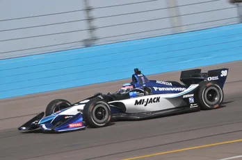 F1は史上最多の全21戦!今年もモータースポーツが熱い