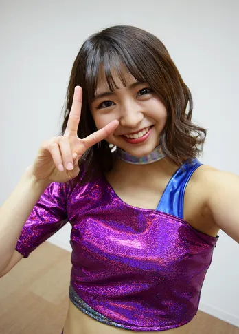 TPD浜崎香帆「30問30答」恋人にするなら愛嬌のあるかわいらしい顔の…?