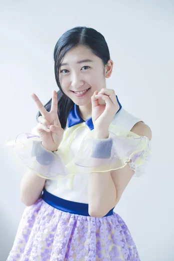 つばきファクトリー秋山眞緒が“20問20答”でハロプロ愛を語る!【ハロプロ誕生20周年記念連載】