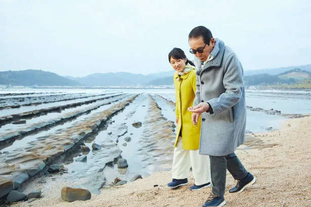 海岸で宮崎がリゾート地となった秘密を発見する