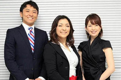 林克征アナウンサー、勝間和代氏、松丸友紀アナウンサー（写真左から）