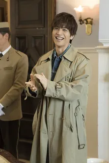 岩田剛典「“ザ・コメディ”みたいな撮影です」クランクインからアドリブ炸裂