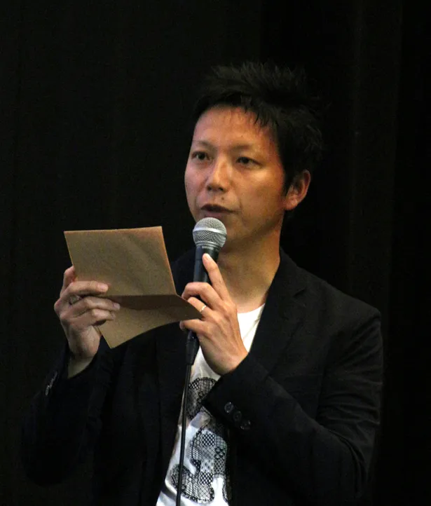 内藤瑛亮監督は山田杏奈にサプライズで手紙を読み上げた