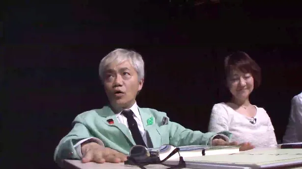 回答者として登場した(写真左から)水道橋博士、長谷川まさ子