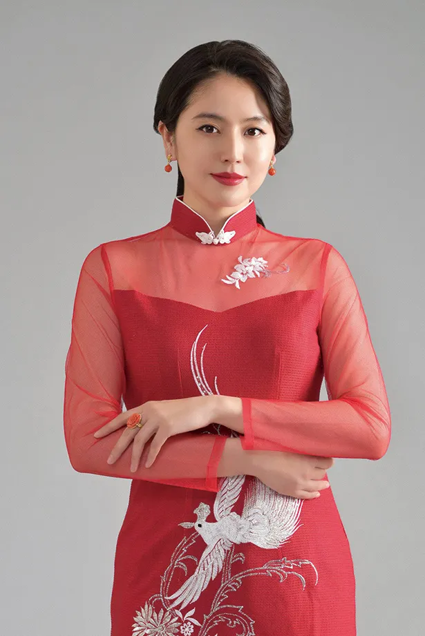 【写真】長澤まさみ、シースルー素材のチャイナドレス姿も艶やかな“中国人女優”に！