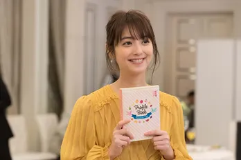 佐々木希演じる楓の幸せな“幸せ探し”「デイジー・ラック」で素敵な週末が始まる