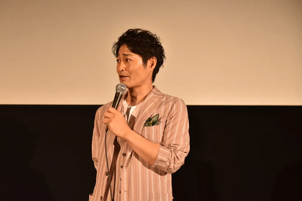 映画「家に帰ると妻が必ず死んだふりをしています。」舞台挨拶に登壇した安田顕