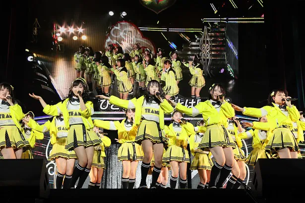 AKB48チーム8が名古屋・日本ガイシホールで結成4周年を記念したコンサートを開催