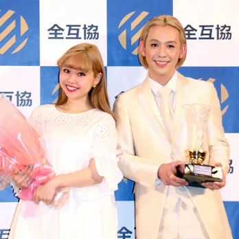 ぺこ＆りゅうちぇる「最高の一日」結婚式の魅力を語る