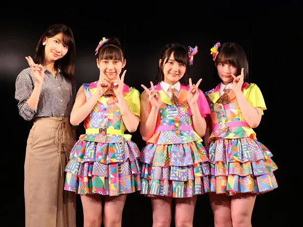 5月4日に柏木由紀(左)プロデュースによるAKB48新公演が初日を迎えた