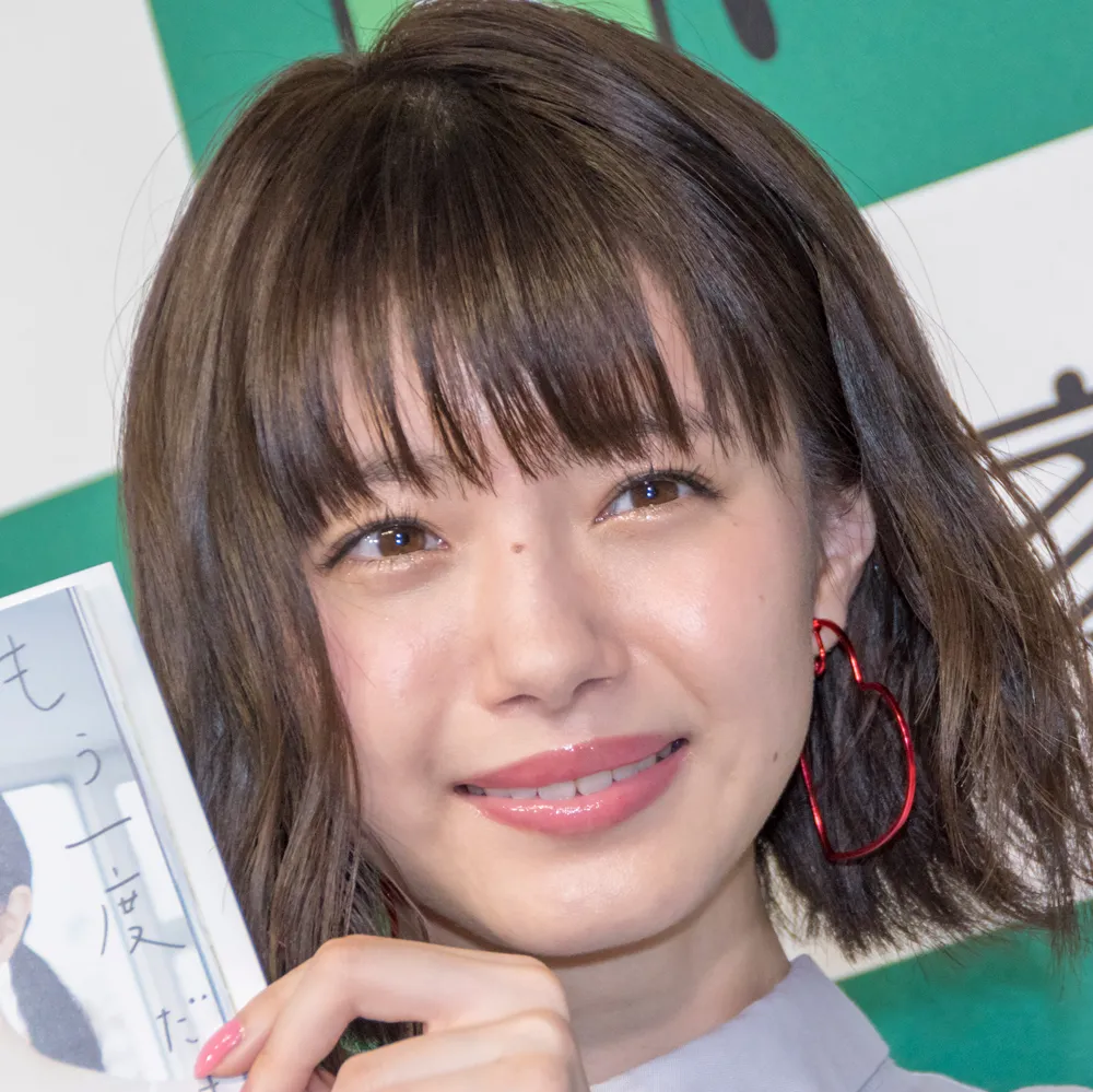 フォトブック「なりたいの、わたし。」発売イベントに登場した市川美織