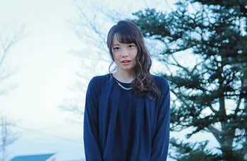 透き通る白肌に悩殺必至！「ミスグラジャパ！」ファイナリスト・佐野水柚が初DVD