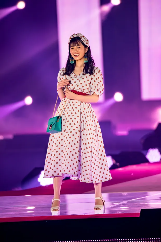 乃木坂46（Rakuten GirlsAward 2018 SPRING/SUMMER）