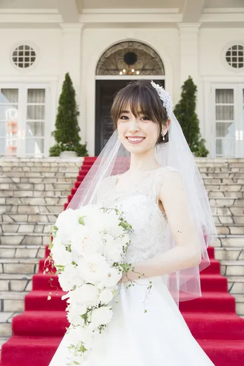 泉里香、竹内結子主演ドラマで圧巻のウエディングドレス姿を披露！「美し過ぎる…」