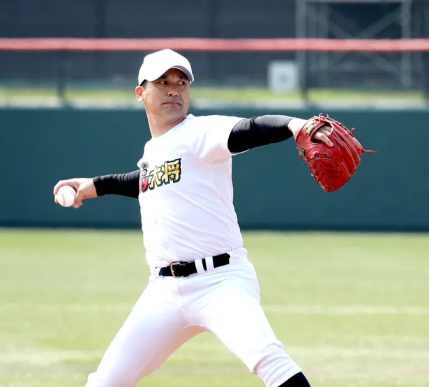 元プロ野球選手ロッテ黒木知宏のスパイク - スポーツ選手