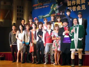 杉本彩の色気もはみ出す!? ライダー&スーパー戦隊モノの長編特撮映画が初の3D上映!