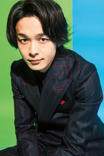 中村倫也　“変幻自在”ぶりが話題の俳優をAtoZで丸裸に！