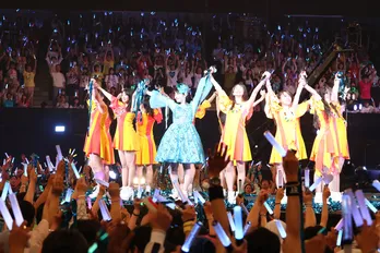 モーニング娘。'18・佐藤優樹、卒業する尾形春水に「あんぽんたん」7連発！　