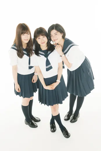 土屋太鳳&石井杏奈&佐久間由衣の三人がそろって筋肉痛になった理由は?