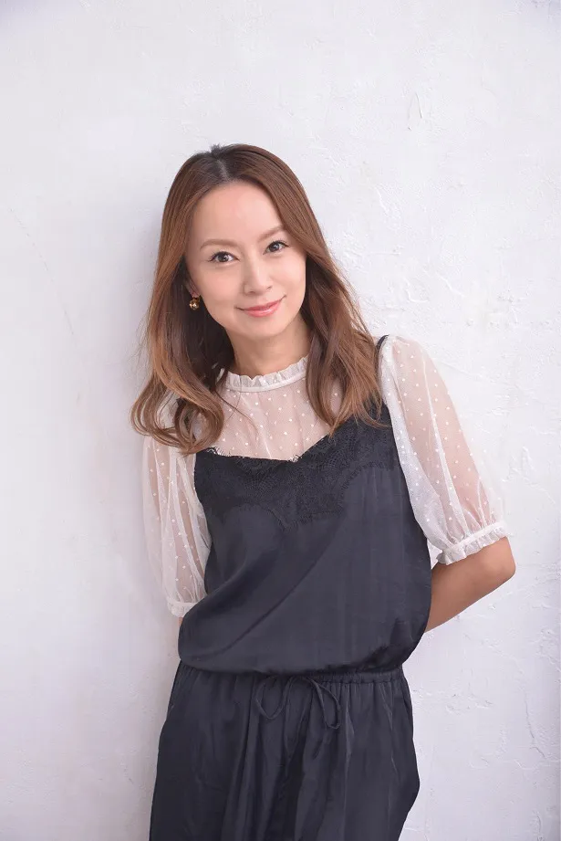 第3弾アーティストとして「テレ東音楽祭2018」に出演することが発表された鈴木亜美