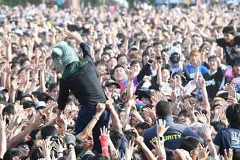 【METROCK2018】MAN WITH A MISSIONが魅せる“オオカミ流”の熱狂ライブ!!