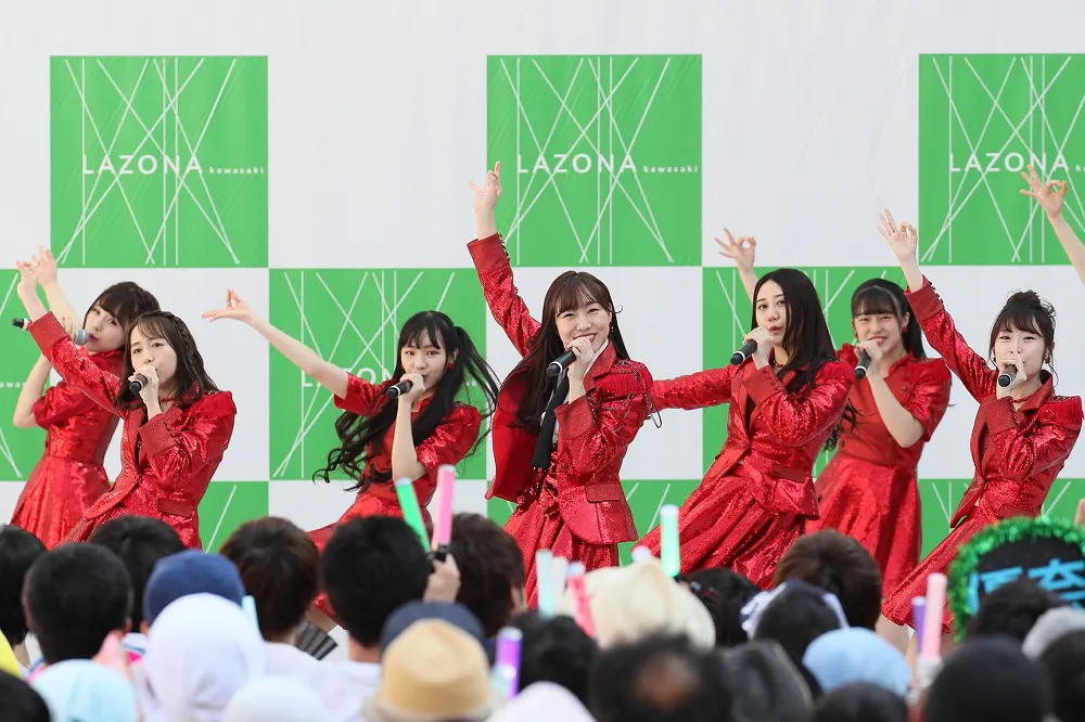 ラゾーナ川崎でSKE48の「いきなりパンチライン」発売記念イベントが行われた