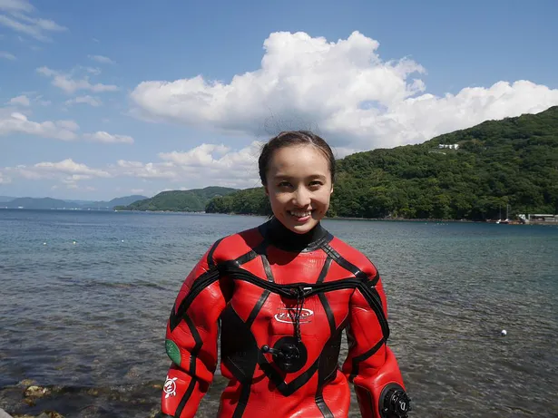 百田夏菜子は地元・静岡の駿河湾でダイビングに挑戦！
