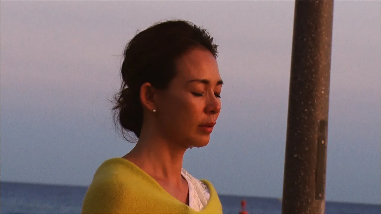 SHIHO、ハワイの浜辺で涙…そのワケとは