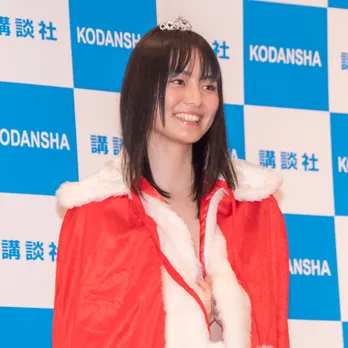 ラストアイドル池松愛理、芸歴10年目の初グラビアで「読者特別賞」受賞