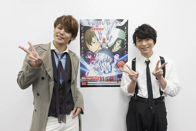 舞台挨拶に登壇し、第3シーズン制作決定を発表した宮野真守(写真左) と上村祐翔(写真右)