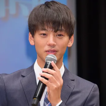 竹内涼真「家では服を着ない」発言にネット大興奮『たまらん』の声