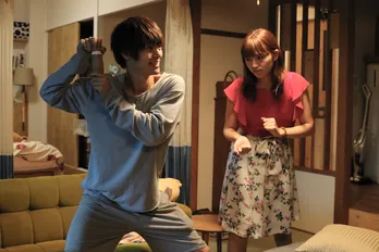 カメレオン俳優・窪田正孝が甘え上手な働かないニューヒーローを熱演!