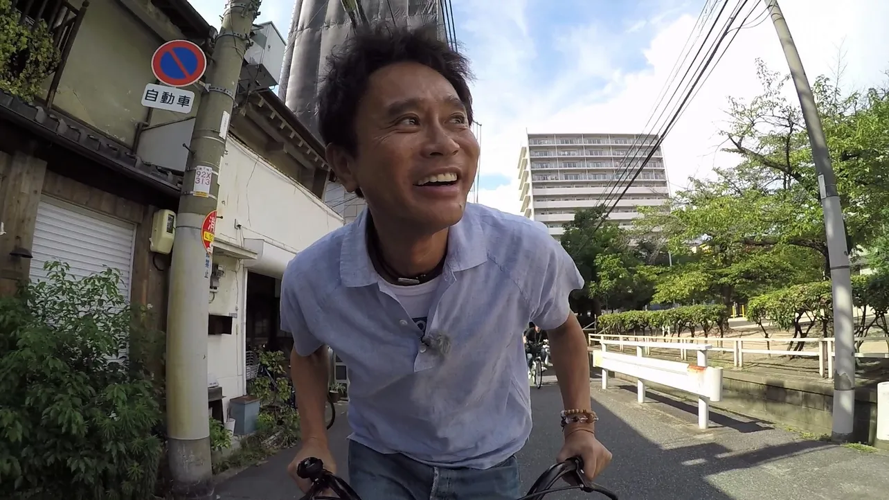 「めっちゃ気持ちええやん！」と普段乗らない自転車に興奮気味の浜田