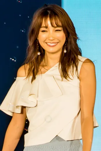 木下優樹菜「私はワンダーウーマン」夫・フジモンとのケンカで変身!?