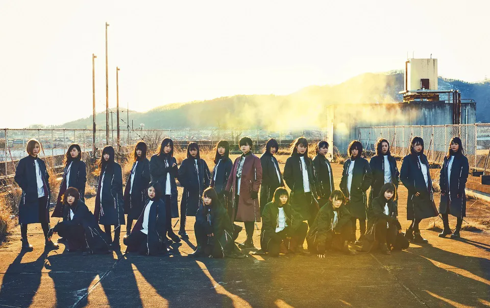 欅坂46の最新曲「アンビバレント」のMVがすごい勢いで再生回数を伸ばしている