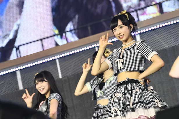 8月1日に行われた「AKB48グループ感謝祭―」に世界選抜総選挙17位～100位のメンバーが登場