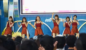 東京パフォーマンスドール、真骨頂の“ノンストップライブ”で台場が揺れた＜TIF＞