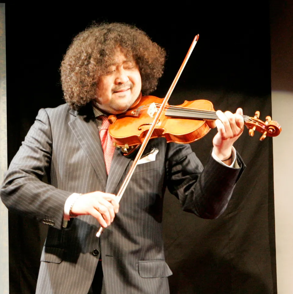 【写真を見る】雑草系バイオリニストも今や日本を代表するバイオリニストに