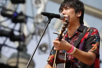 スキマスイッチが真夏のステージで全力少年に!?<RIJF>