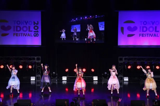 「TOKYO IDOL FESTIVAL 2018」最終日のHOT STAGEに出演したまねきケチャ