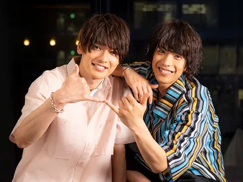 黒羽麻璃央×崎山つばさが「自分の現在地」を語る!