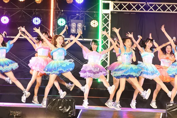 8月6日に愛知・小野浦海水浴で行われた「美浜海遊祭2018　SKE48 Special Live Show」の未掲載SHOT集(M29「12月のカンガルー」～M32「奇跡の流星群」)