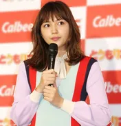 川口春奈、“激ヤバ過去写真”公開もファン歓喜「ふざけててもかわいい」